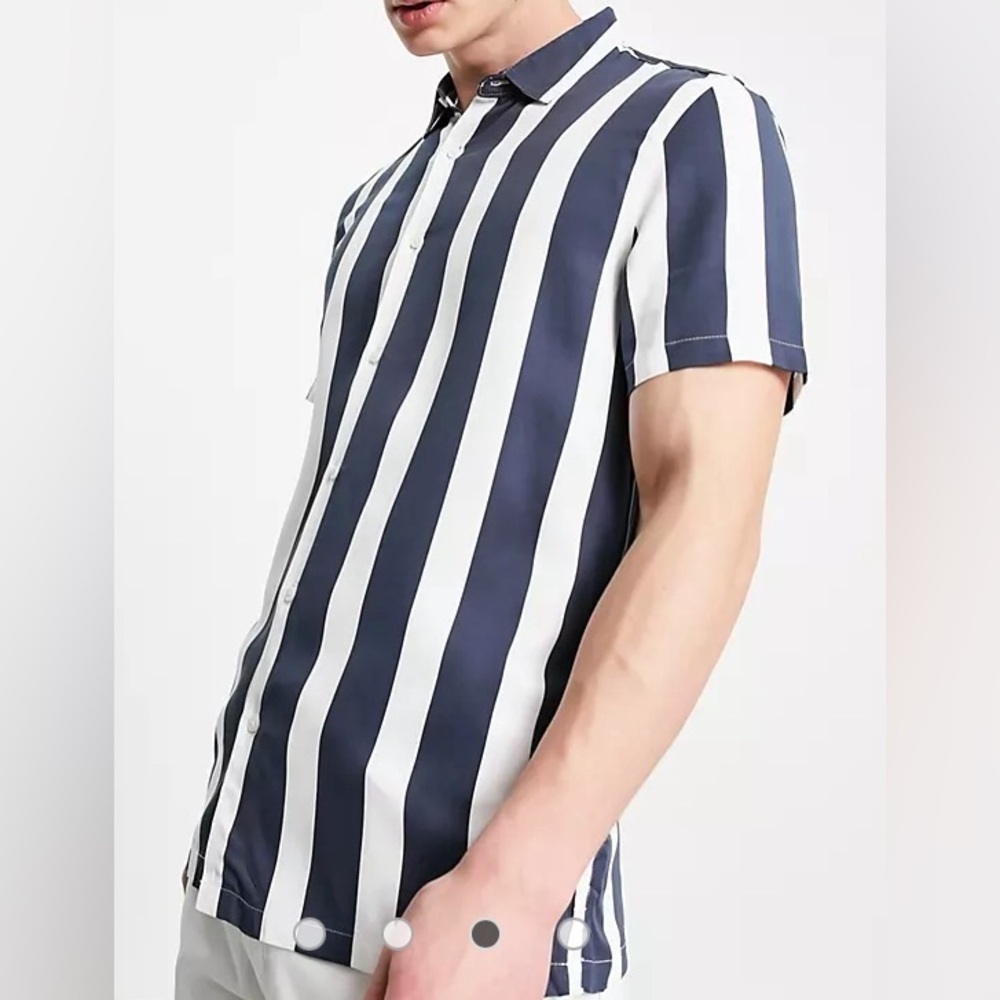 NEW - Bershka jersey vertical stripe shirt in navy blue. X-Large.